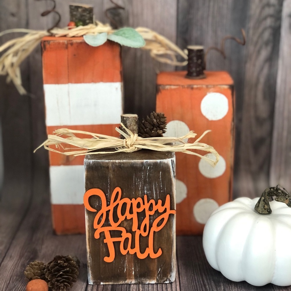 Wood Pumpkin Set